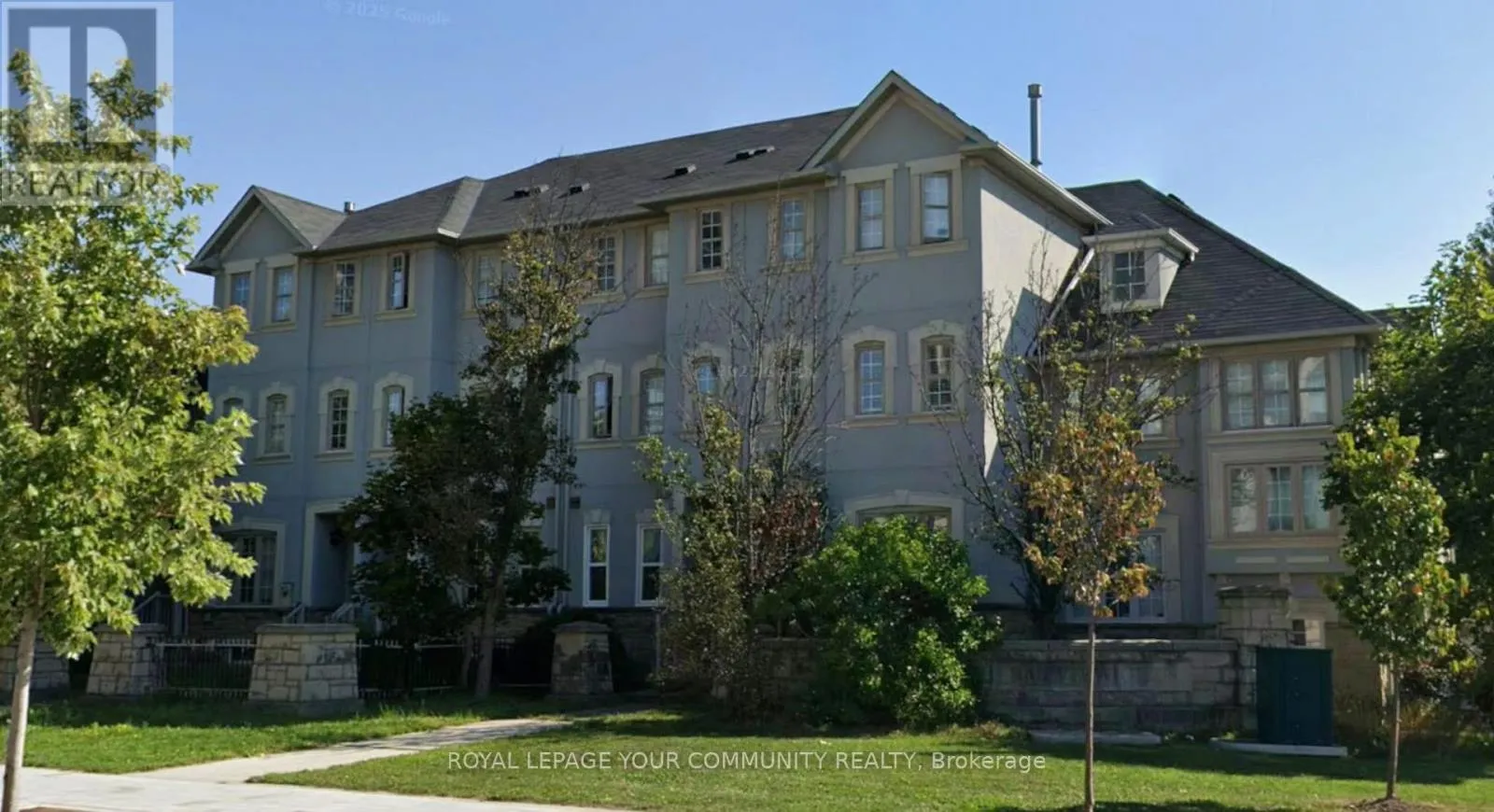 Row / Townhouse for rent: 9063 Yonge Street, Richmond Hill, Ontario L4C 0L2