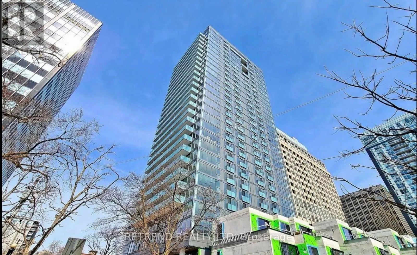 Apartment for rent: 907 - 99 Foxbar Road, Toronto, Ontario M4V 0B2