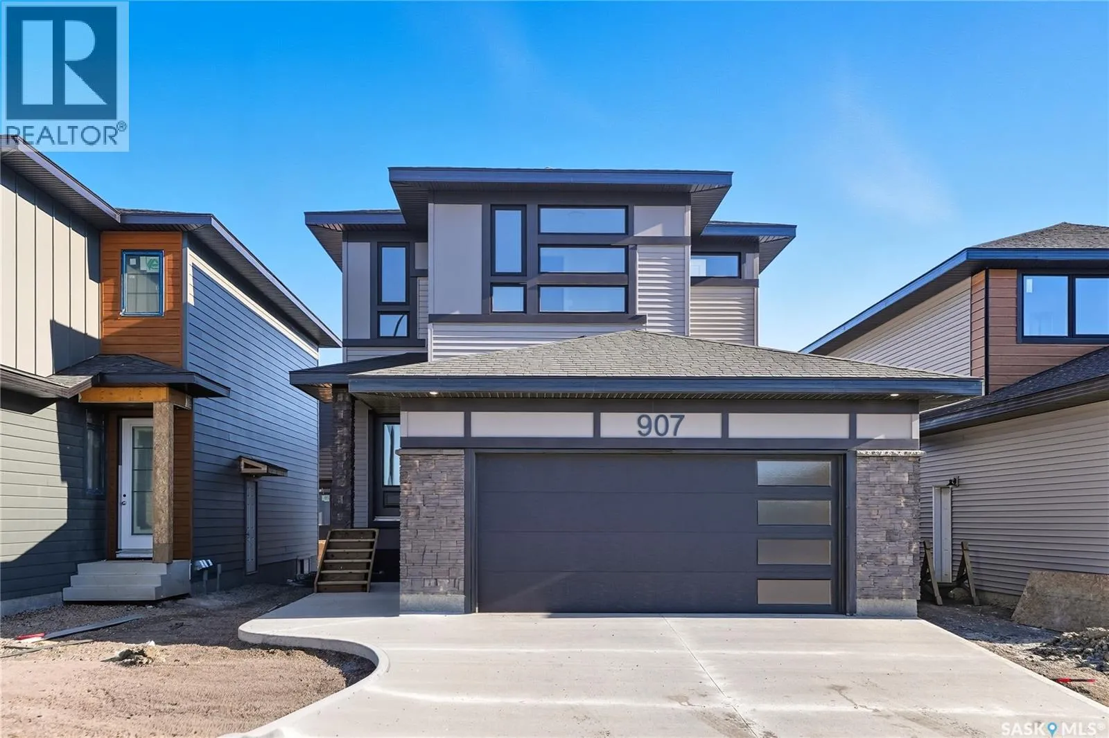 House for rent: 907 Traeger Manor, Saskatoon, Saskatchewan S7V 1V8