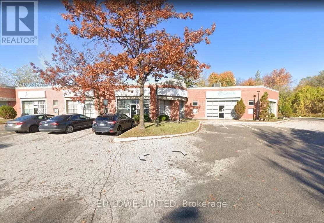 Offices for rent: 907-908 - 75 Cedar Pointe Drive, Barrie, Ontario L4N 5R7