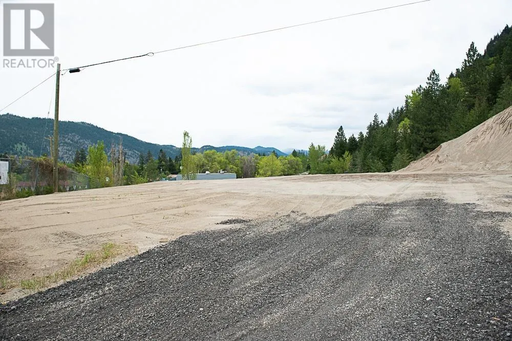 Residential Commercial Mix for rent: 909 Trans Canada Highway, Chase, British Columbia V0E 1M1