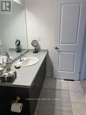 Row / Townhouse for rent: 91 Badgerow Way, Aurora, Ontario L4G 0Z5