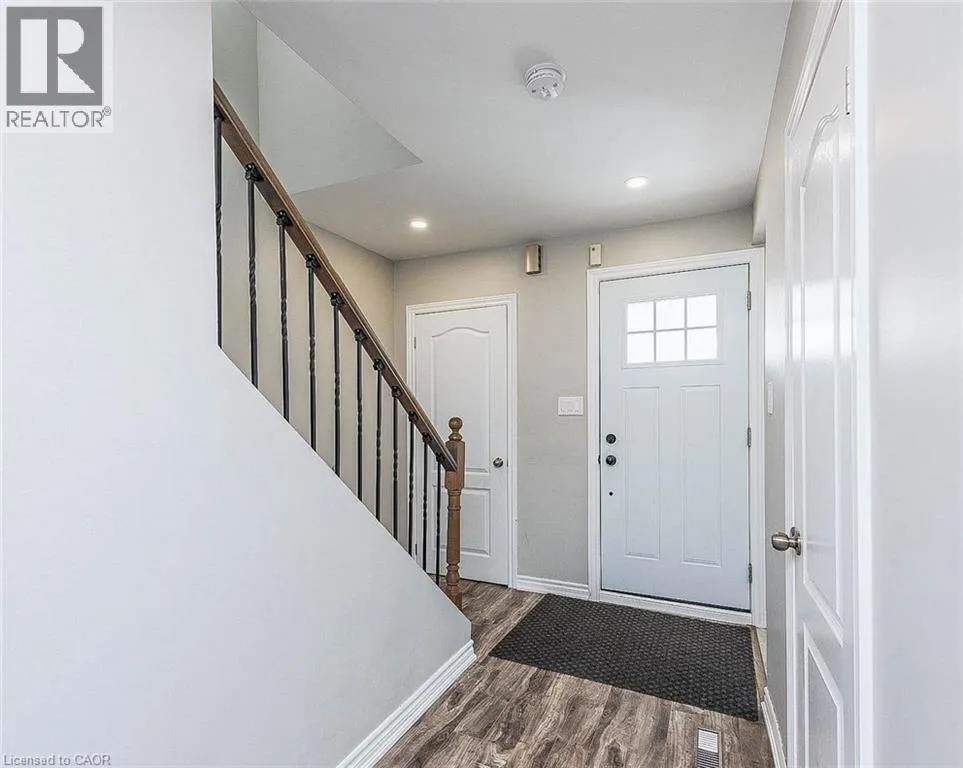 House for rent: 91 Madoc Drive, Brampton, Ontario L6V 2A3