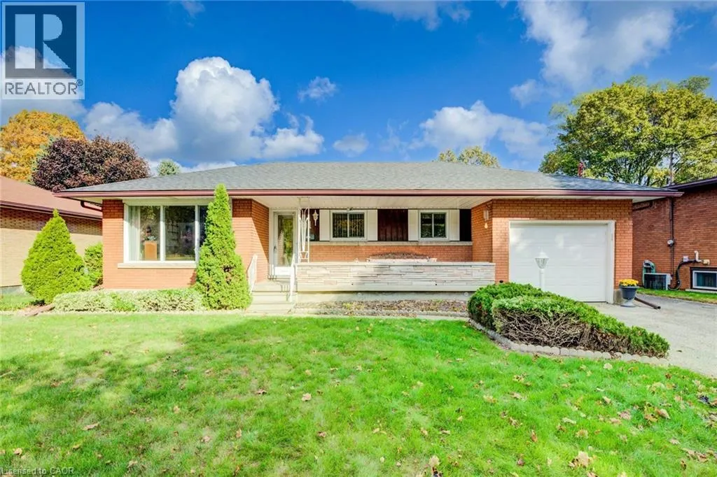 House for rent: 91 Massey Avenue, Kitchener, Ontario N2C 1M4