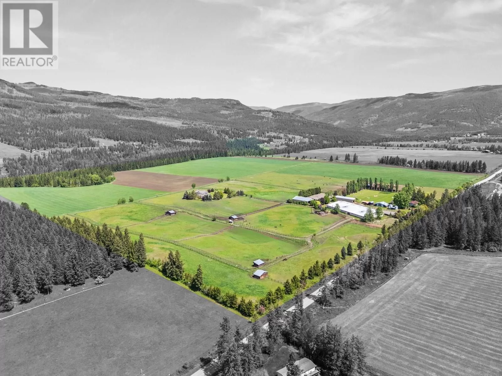 Residential Commercial Mix for rent: 910 Lumby Mabel Lake Road, Lumby, British Columbia V0E 2G5