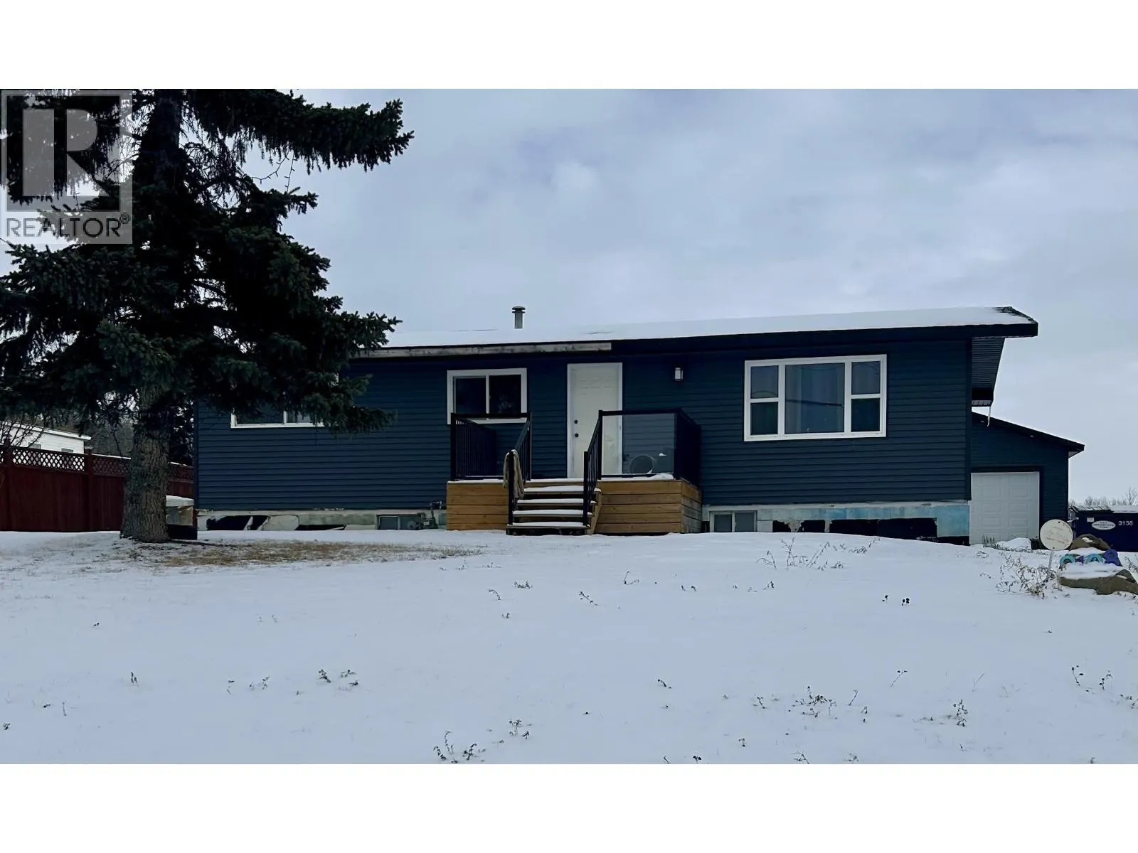 House for rent: 9108 Pine Road, Fort St. John, British Columbia V1J 4M7