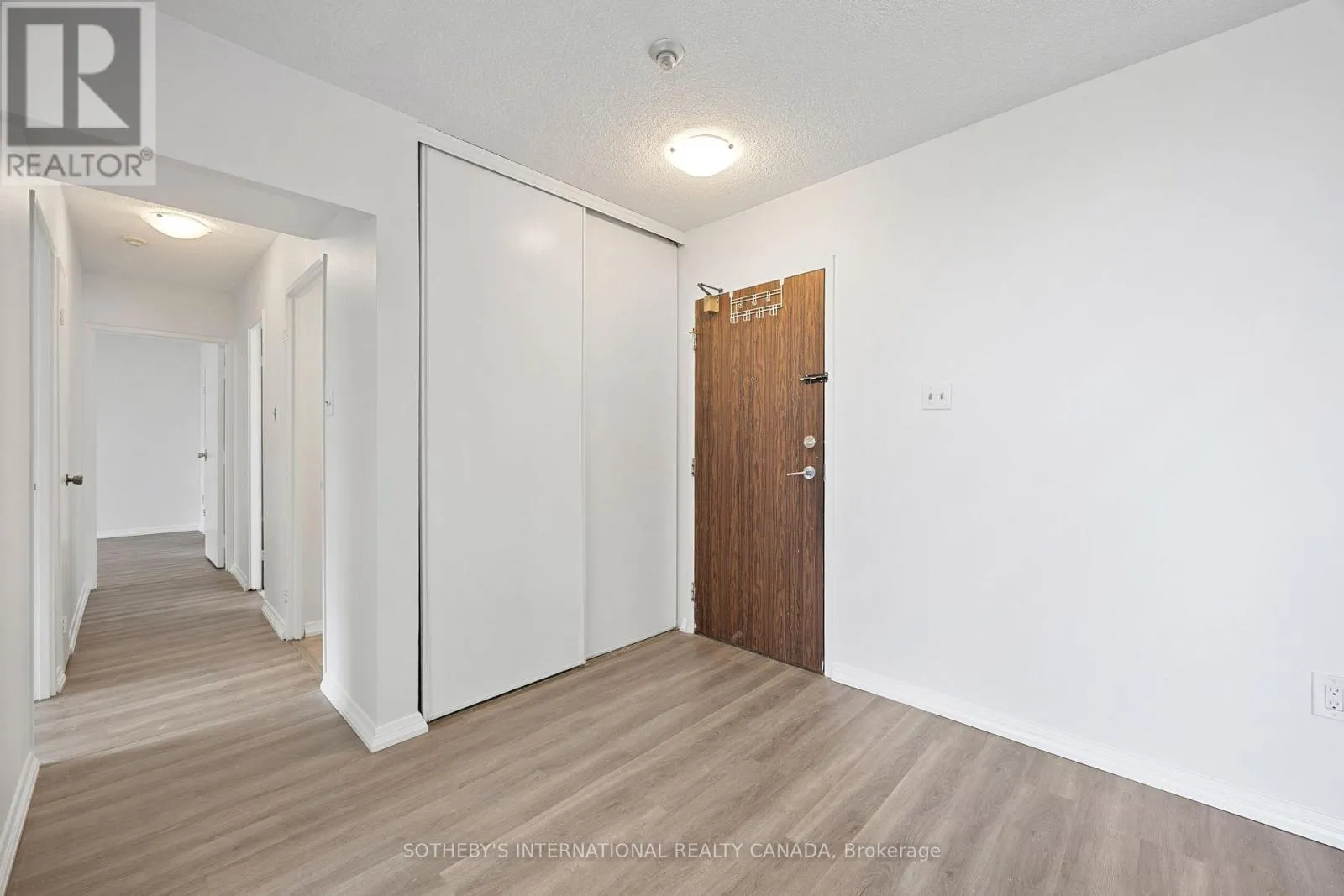 Apartment for rent: 911 - 100 Prudential Drive, Toronto, Ontario M1P 4V4