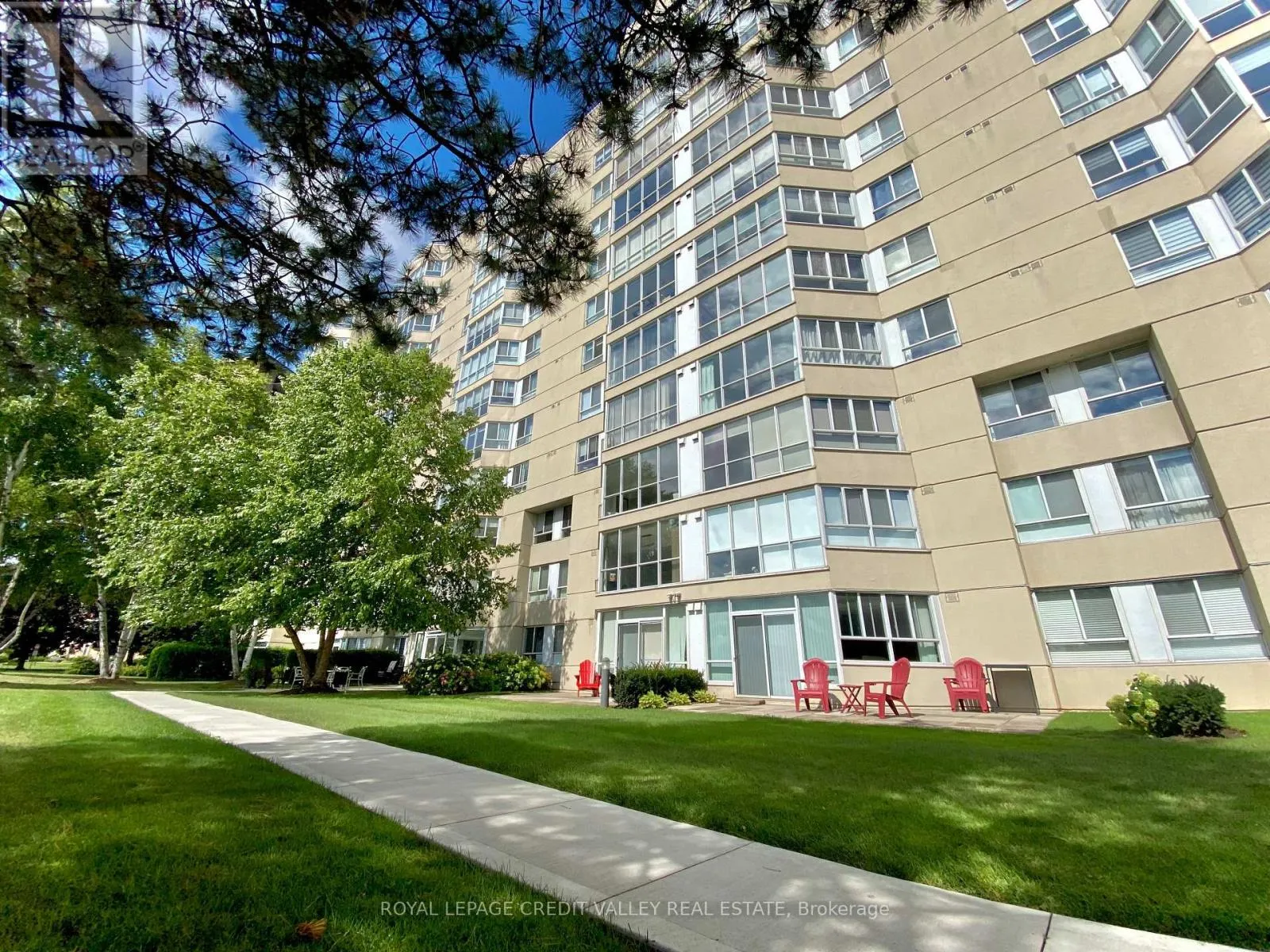 Apartment for rent: 911 - 5280 Lakeshore Road, Burlington, Ontario L7L 5R1