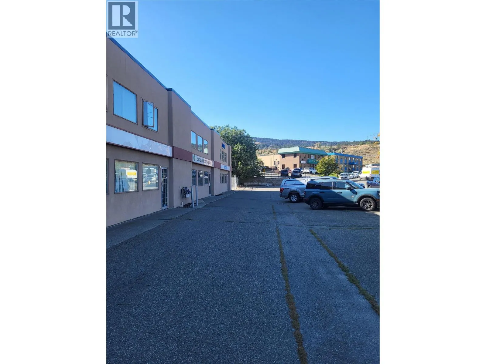 Other for rent: 911 Laval Crescent, Kamloops, British Columbia V2C 5P4