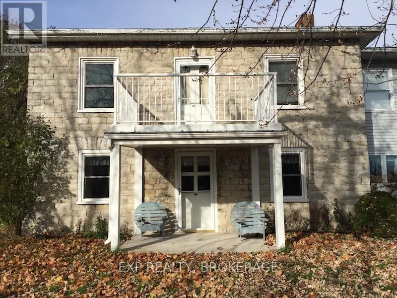 House for rent: 912 Purdy Mills Road, Kingston, Ontario K7M 3M9