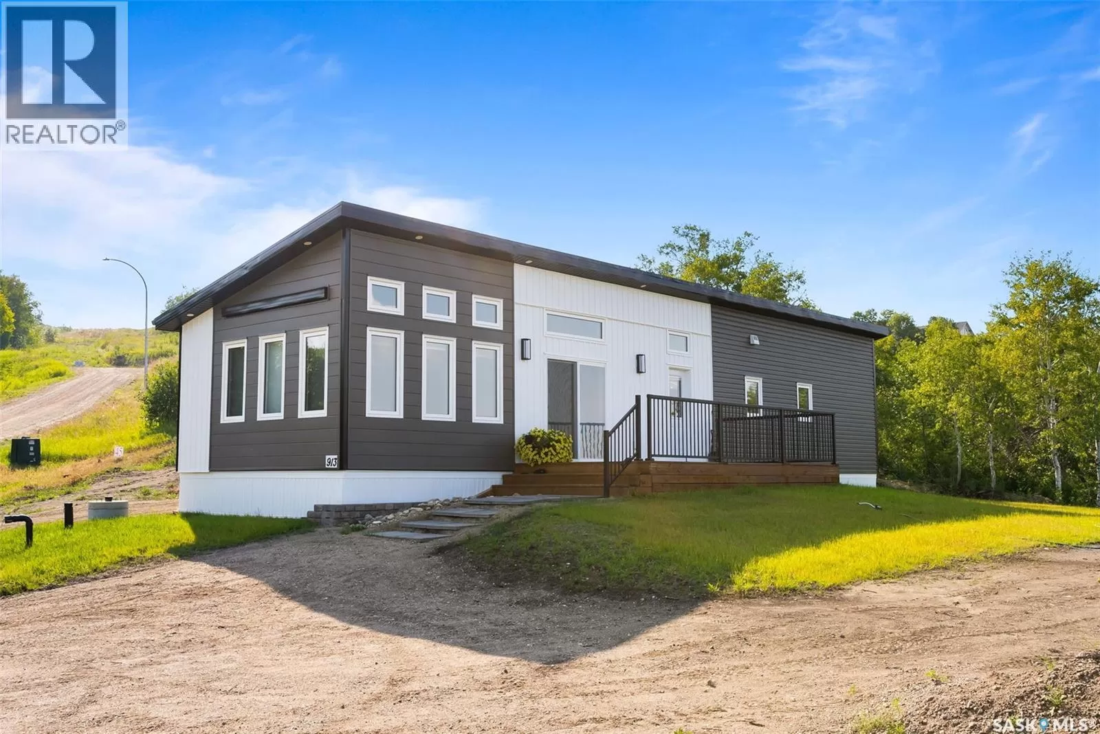 Modular for rent: 913 Pincherry Place E, Katepwa Beach, Saskatchewan S0G 1S0