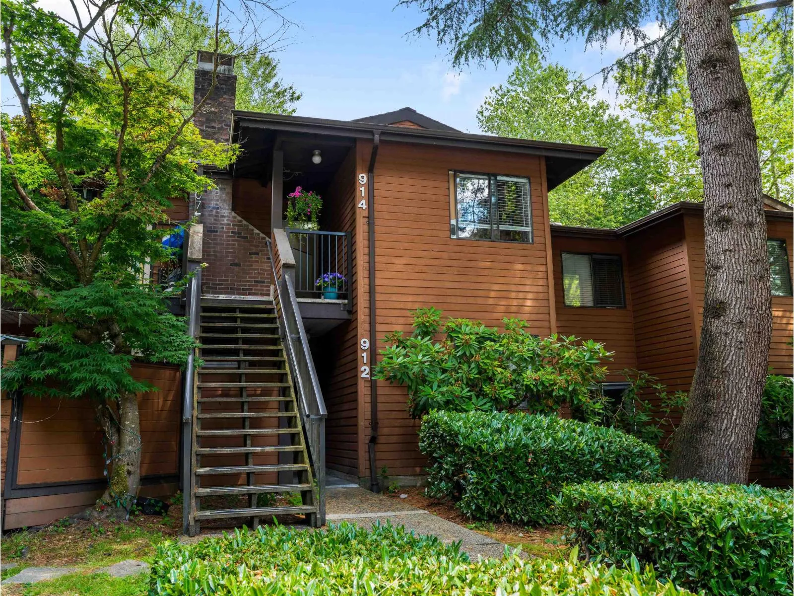 Row / Townhouse for rent: 914 10620 150 Street, Surrey, British Columbia V3W 7S1