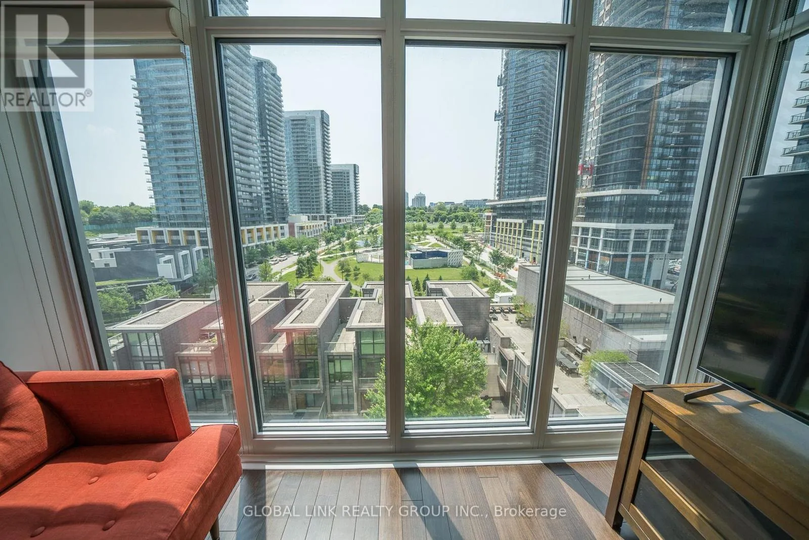 Apartment for rent: 915 - 121 Mcmahon Drive, Toronto, Ontario M2K 0C1