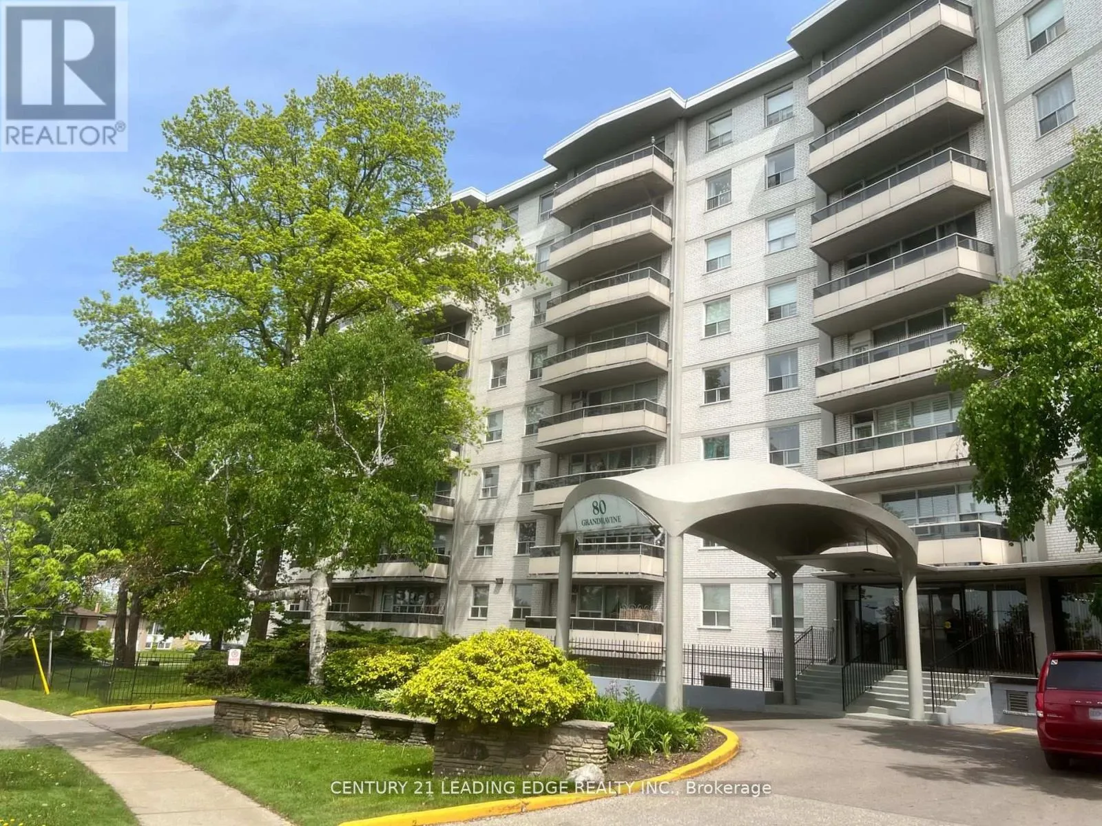 Apartment for rent: 916 - 80 Grandravine Drive, Toronto, Ontario M3J 1B2