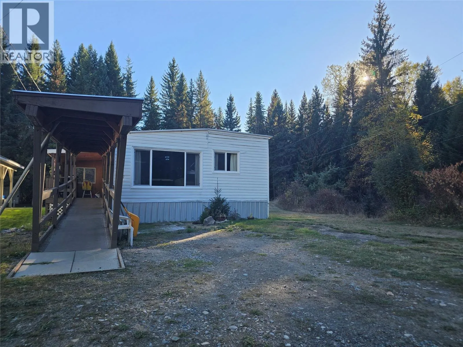 Manufactured Home for rent: 916 Airport Road Unit# 27, Salmo, British Columbia V0G 1Z0