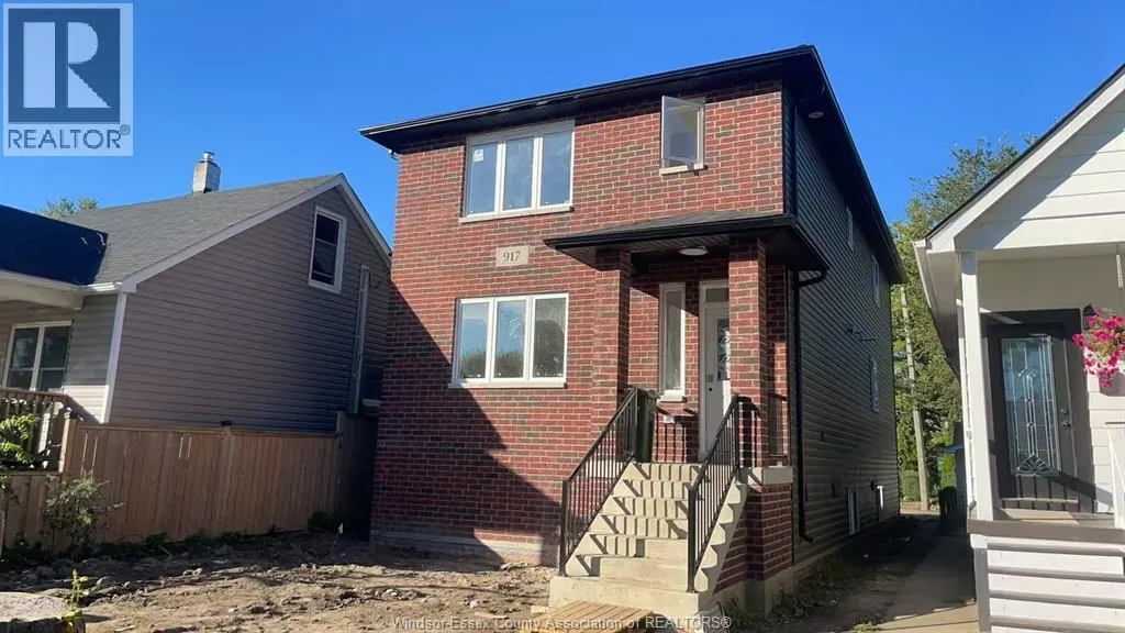 House for rent: 917 Mckay Avenue Unit# 1, Windsor, Ontario N9B 2A4