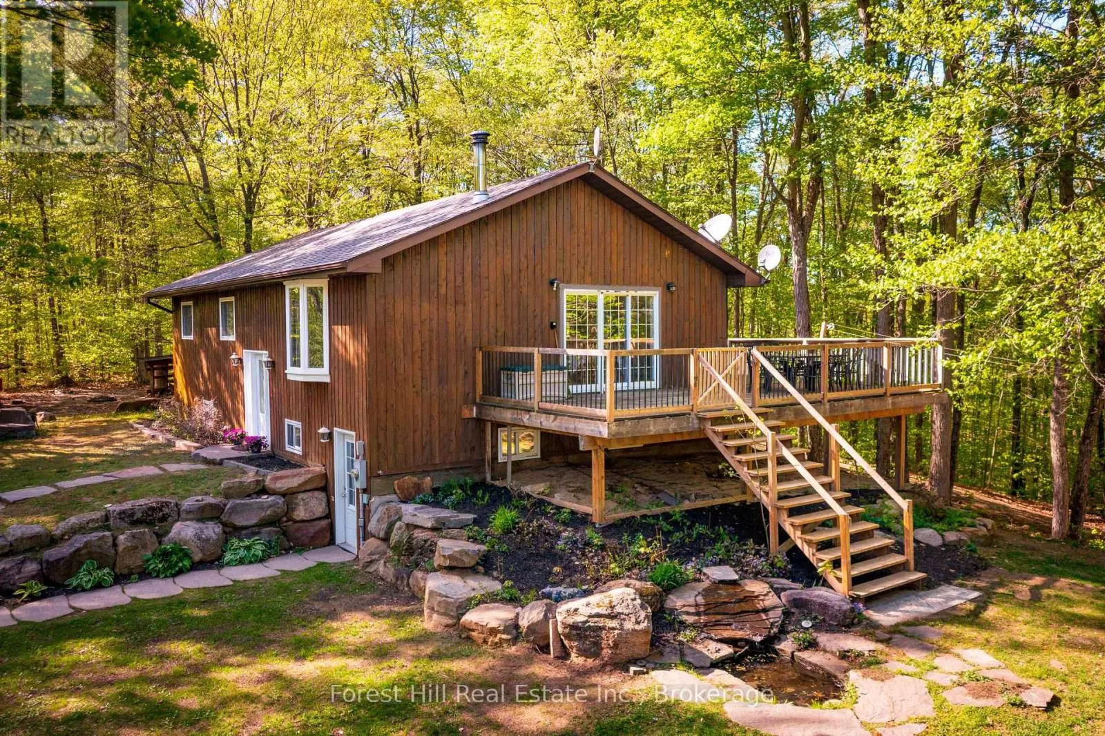 House for rent: 917 Portage Road, Lake of Bays, Ontario P1H 2J6