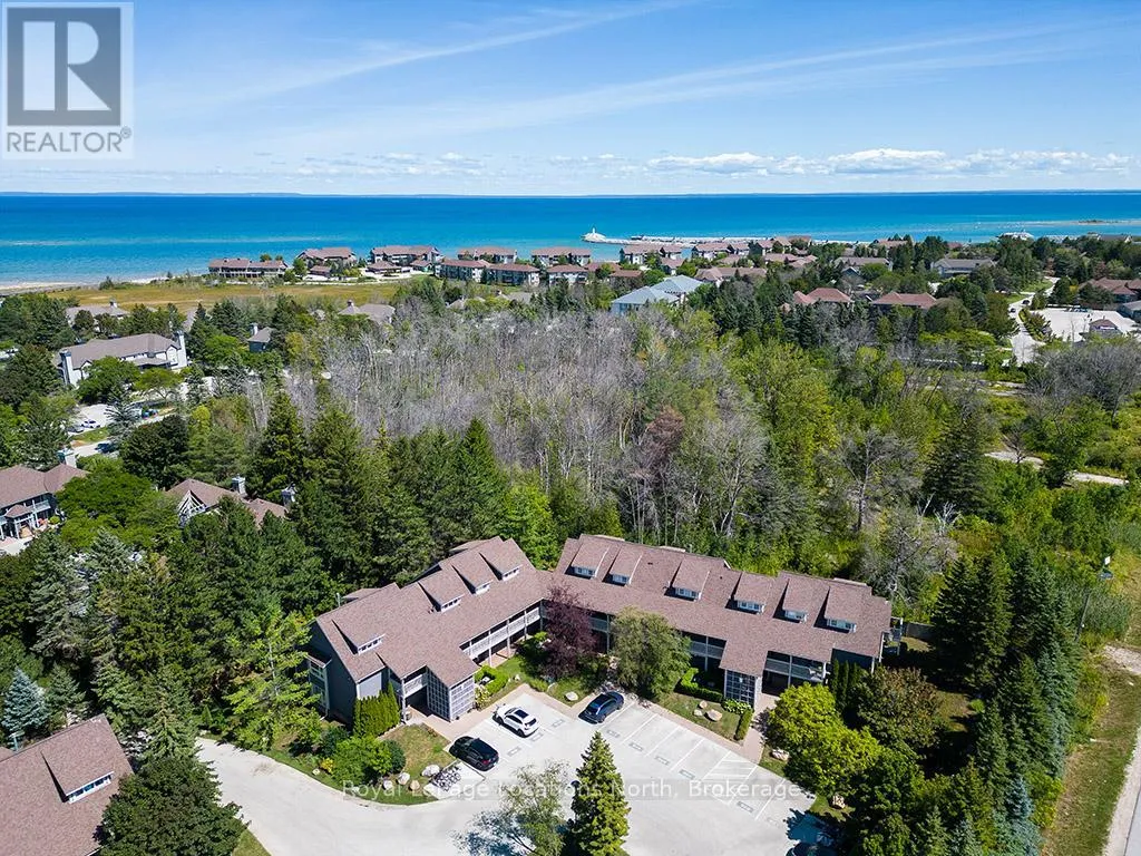 Row / Townhouse for rent: 918 Cedar Pointe Court, Collingwood, Ontario L9Y 5C7