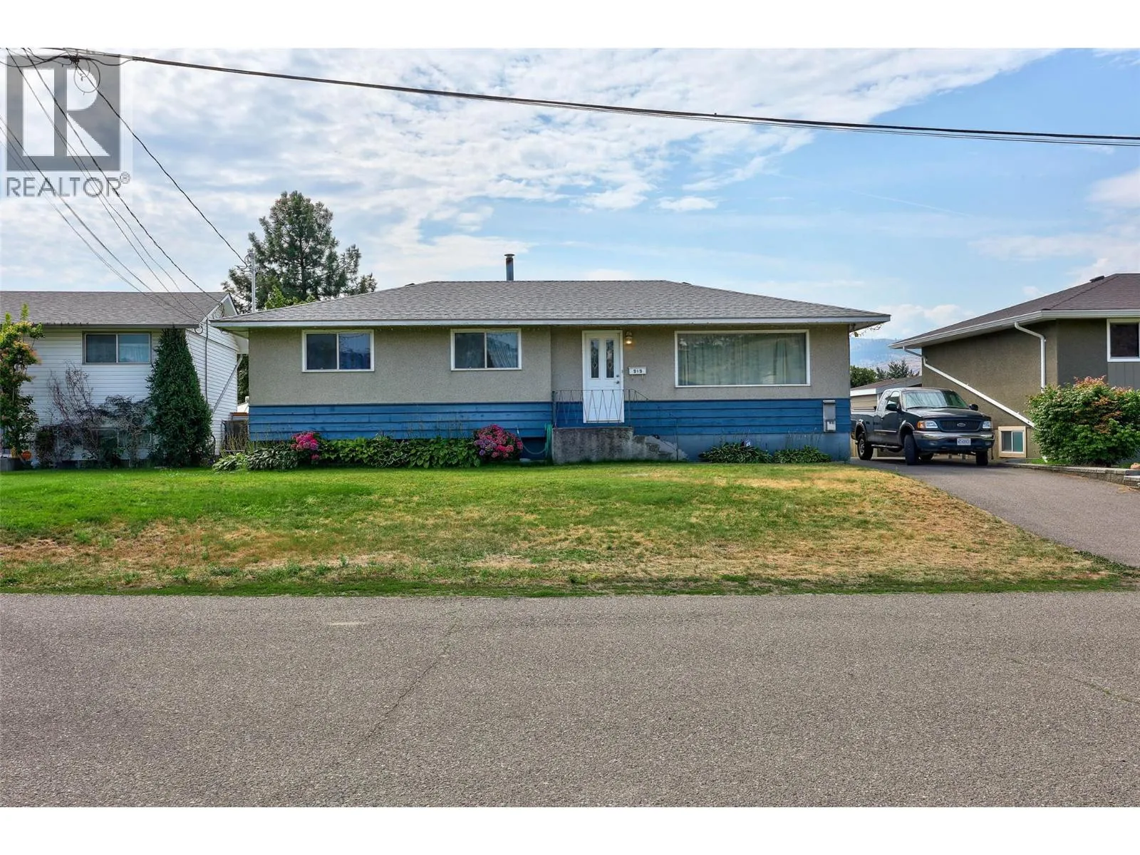 House for rent: 919 Cranbrook Place, Kamloops, British Columbia V2B 2A8