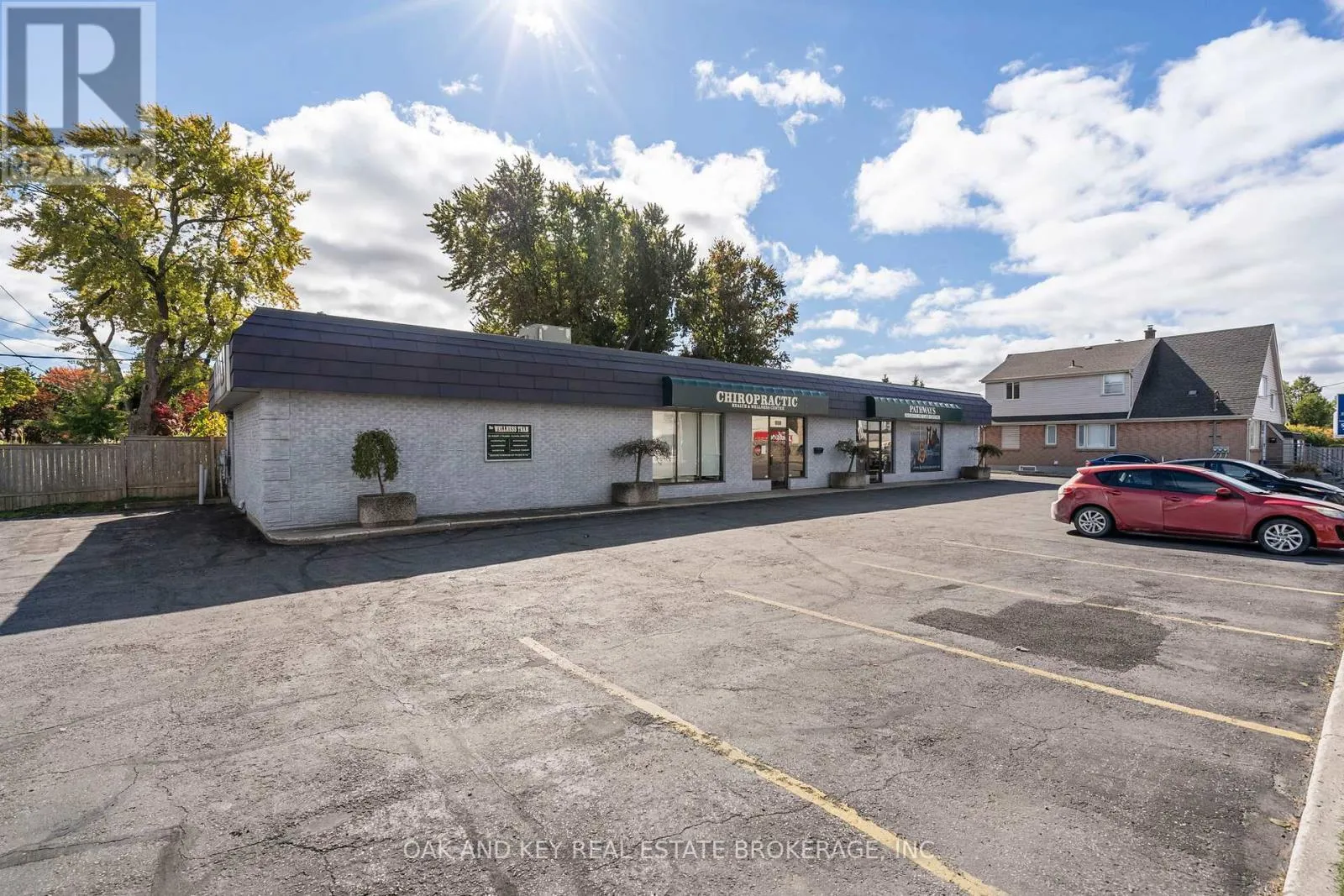 Offices for rent: 919 Oxford Street E, London East, Ontario N5Y 3J8