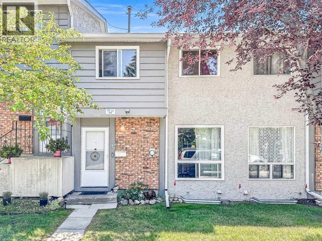 Row / Townhouse for rent: 92, 6915 Ranchview Drive Nw, Calgary, Alberta T3G 1R8