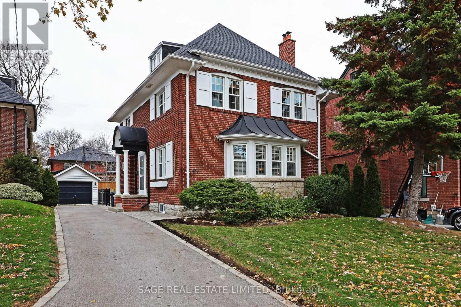 House for rent: 92 Chatsworth Drive, Toronto, Ontario M4R 1R7