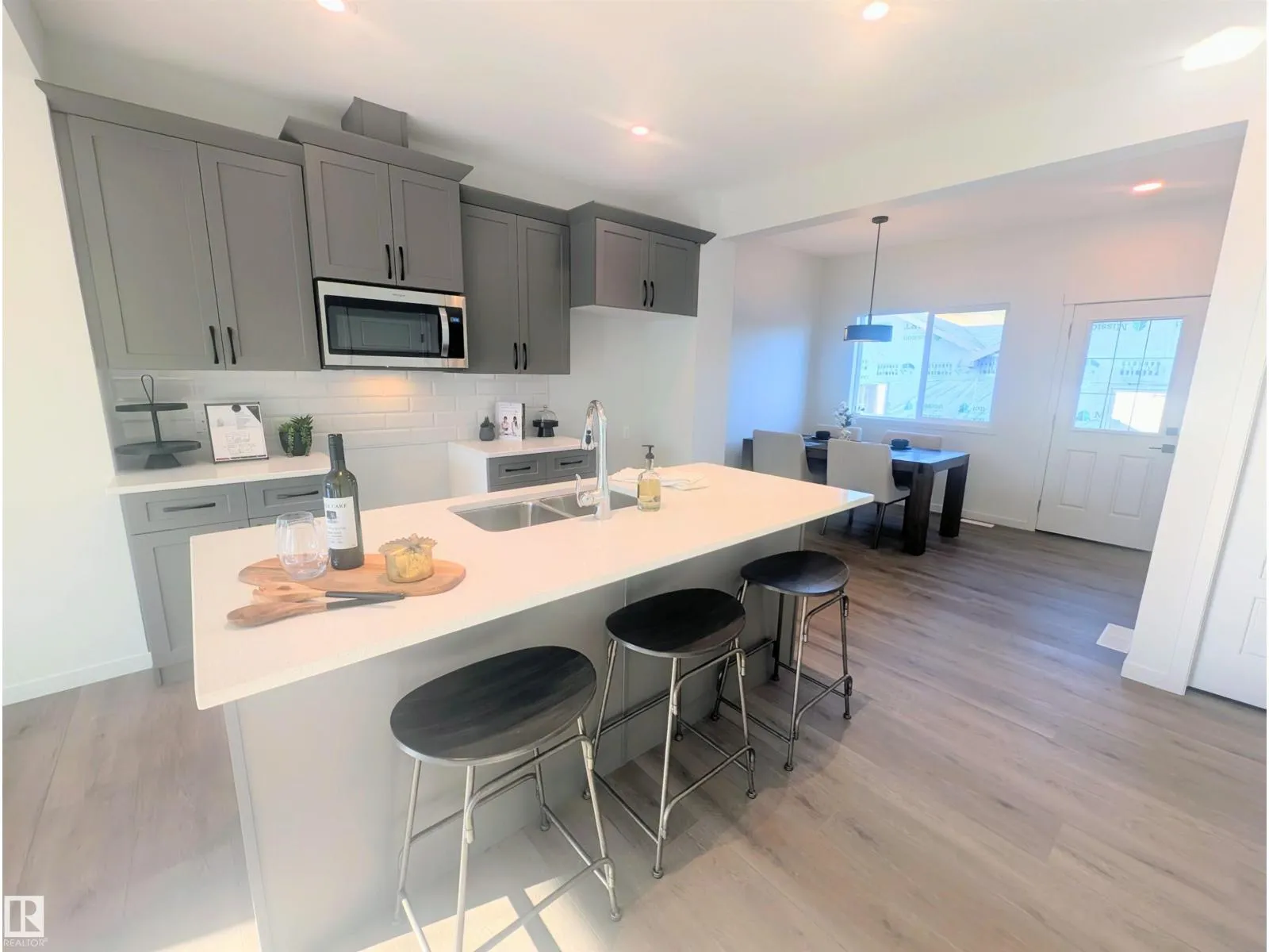 Row / Townhouse for rent: 92 Dansereau Wy, Beaumont, Alberta T4X 3E2