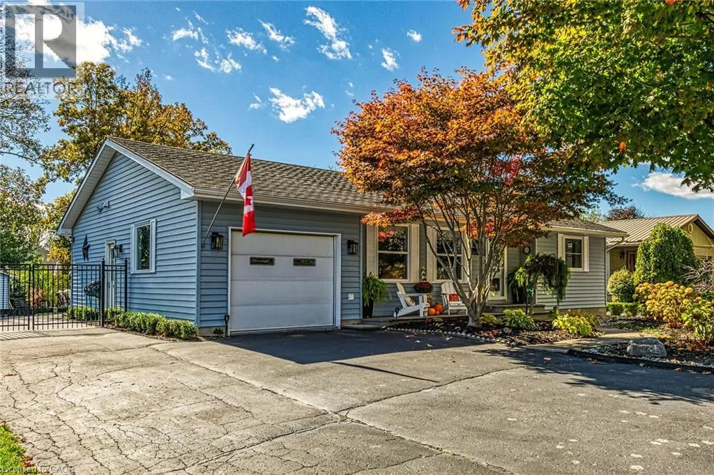 House for rent: 92 Dover Mills Road, Port Dover, Ontario N0A 1N1