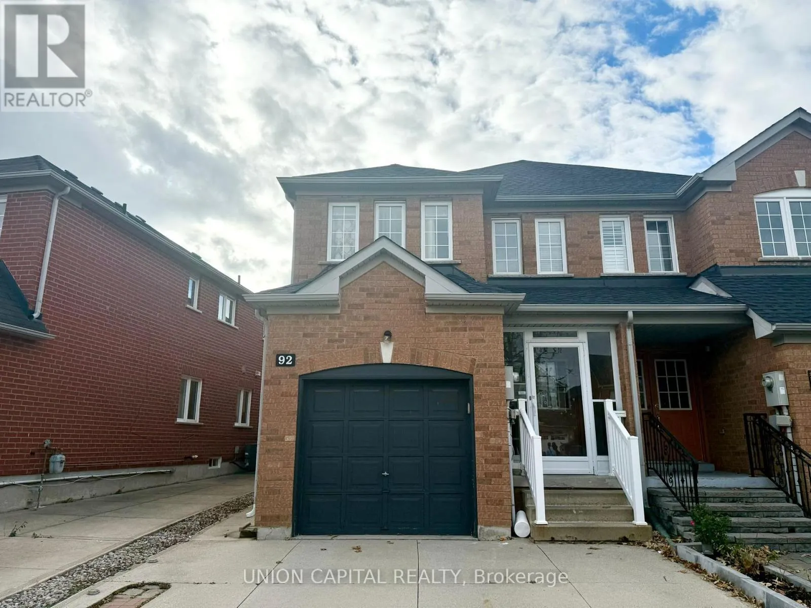 House for rent: 92 Guinevere Road, Markham, Ontario L3S 4V2
