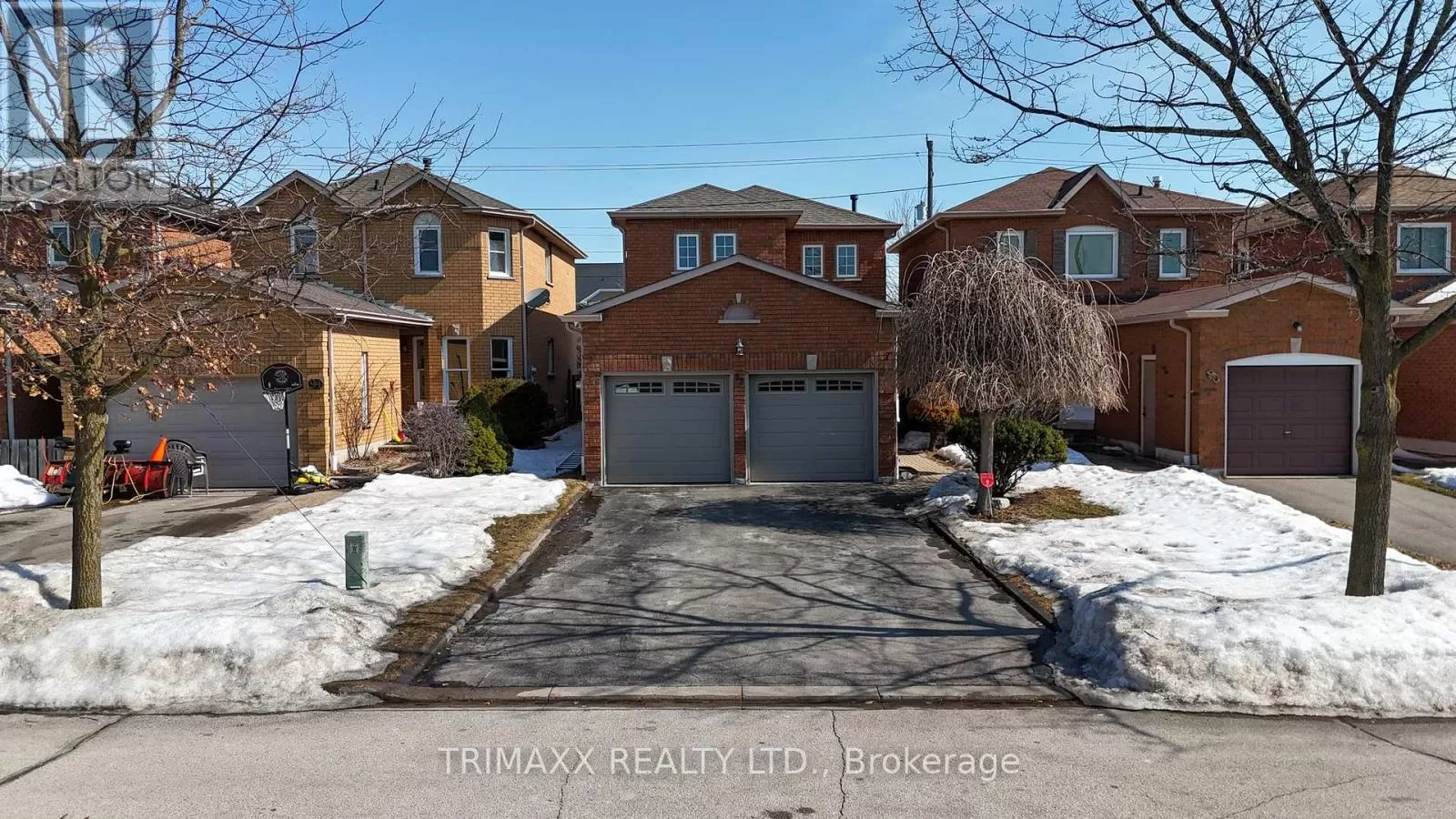 House for rent: 92 Hartrick Place, Whitby, Ontario L1R 2C3