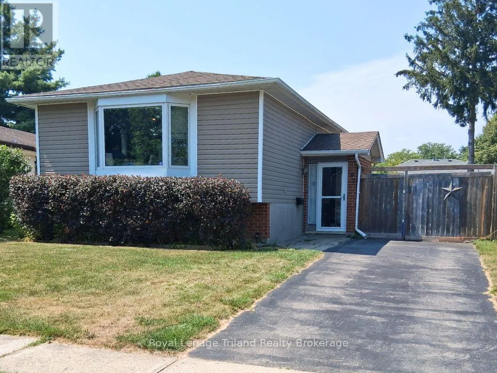 House for rent: 92 Keats Drive, Woodstock, Ontario N4S 8B8