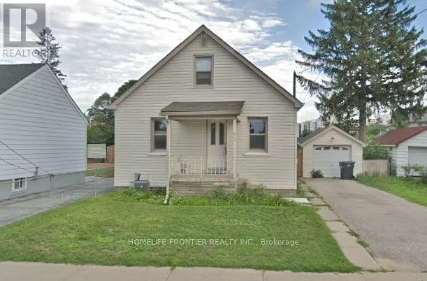 House for rent: 92 King Street W, Mississauga, Ontario L5B 1G9