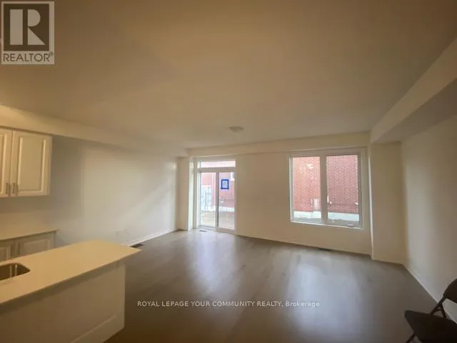 House for rent: 92 Phoenix Boulevard, Barrie, Ontario L9J 0R7