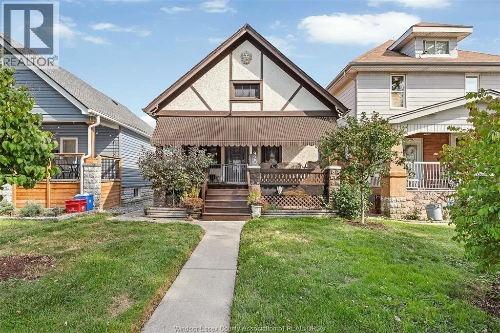 House for rent: 920 Moy Avenue, Windsor, Ontario N9A 2P1