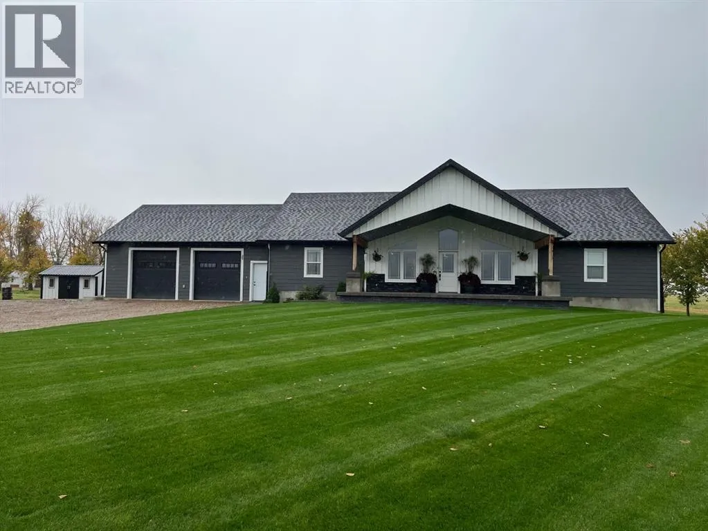 House for rent: 92008 Range Road 195, Rural Lethbridge County, Alberta T1M 1M9