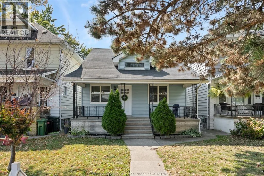 House for rent: 921 Moy Avenue, Windsor, Ontario N9A 2N9