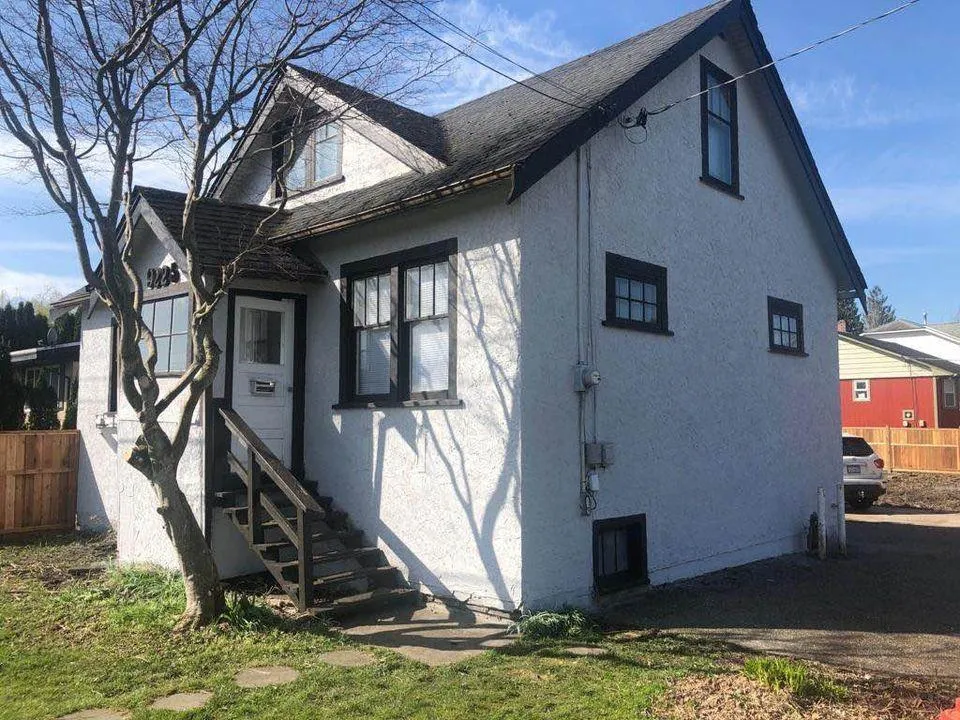 House for rent: 9225 Charles Street|chilliwack Proper East, Chilliwack, British Columbia V2P 5K8