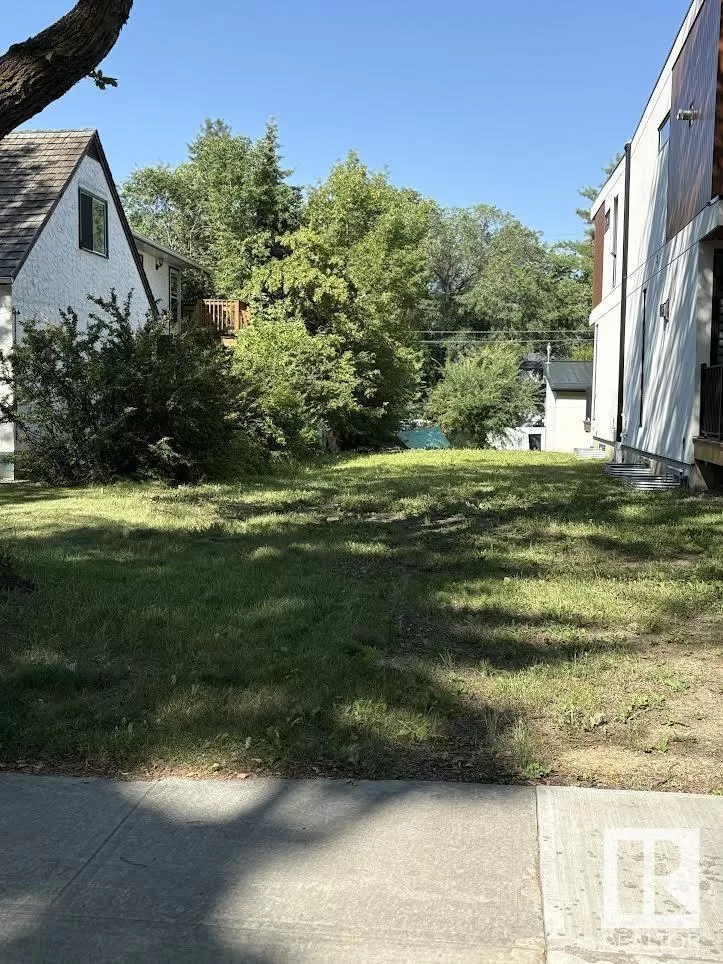 No Building for rent: 9230 117 St Nw Nw, Edmonton, Alberta T6G 1S2