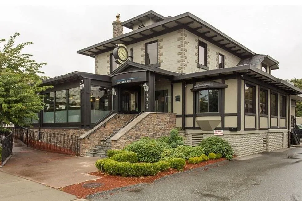 9254 Nowell Street|chilliwack Proper East, Chilliwack, British Columbia V2P 4V9