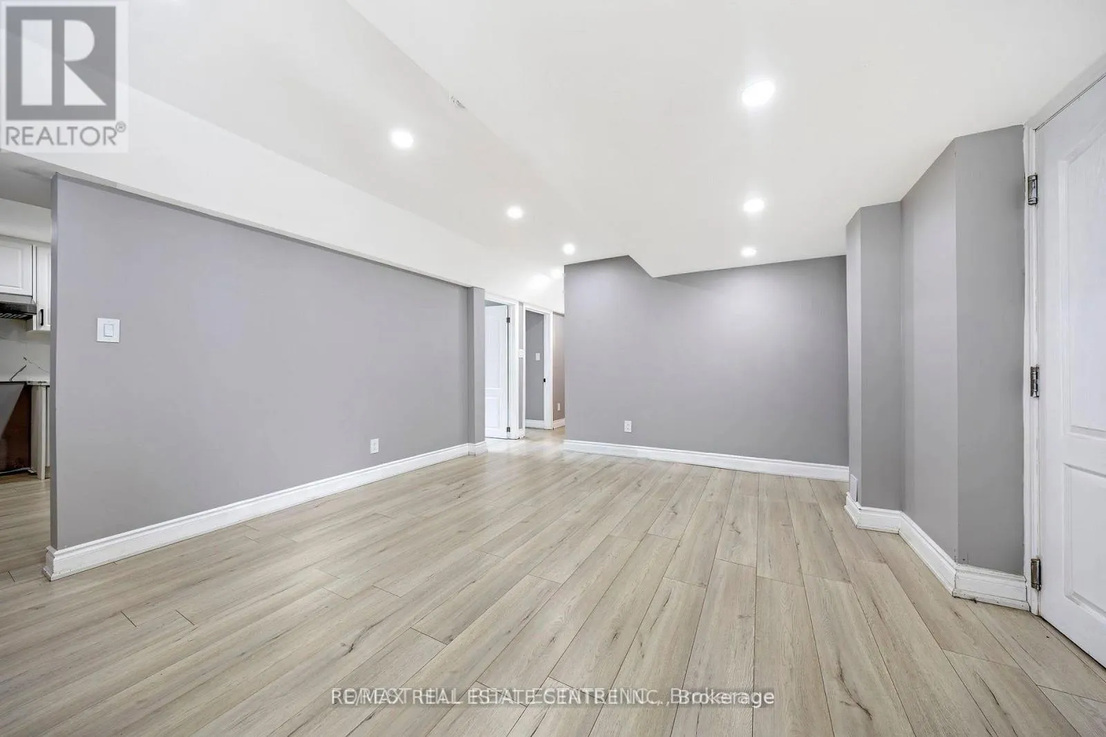 House for rent: 928 Dice Way, Milton, Ontario L9T 8C9