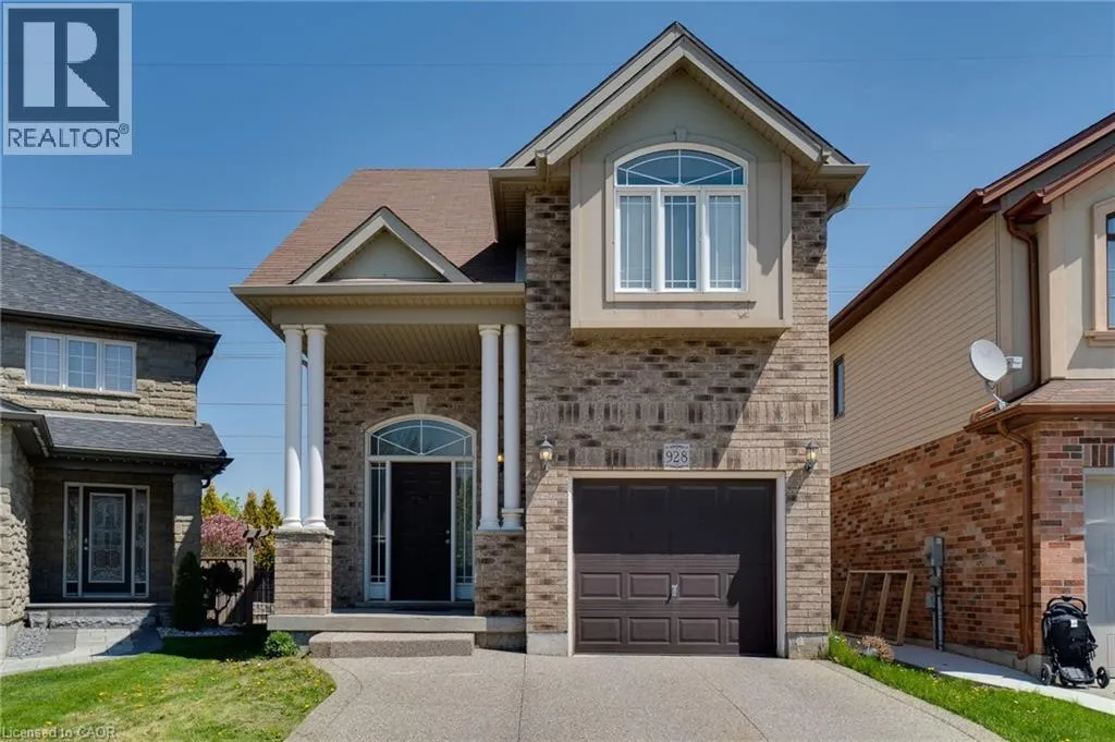 House for rent: 928 Dunblane Court, Kitchener, Ontario N2R 1W9