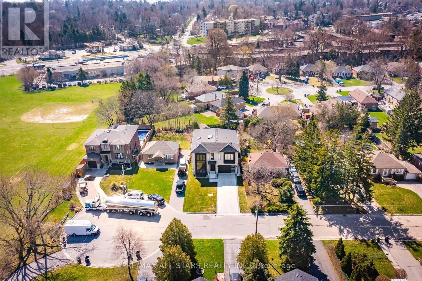 House for rent: 93 Cree Avenue, Toronto, Ontario M1M 1Z9