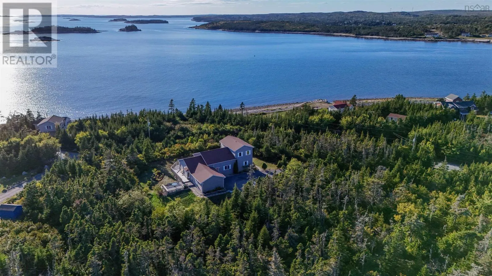 House for rent: 93 Crystalwood Drive, East Pennant, Nova Scotia B3V 1L9