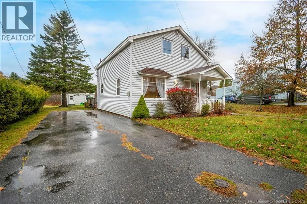 93 Park St Ext, Saint John, New Brunswick E2K 3S5