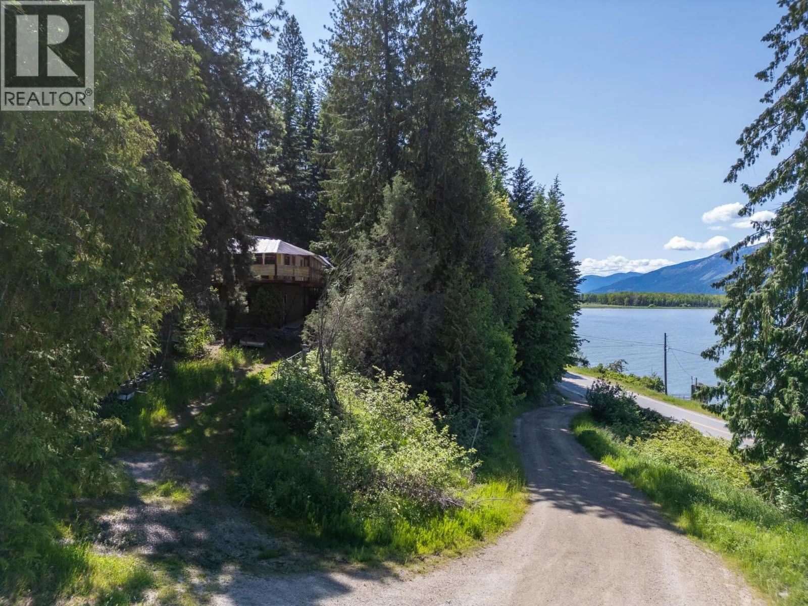 Manufactured Home for rent: 9308 Main Street, Kuskanook, British Columbia V0B 2C0