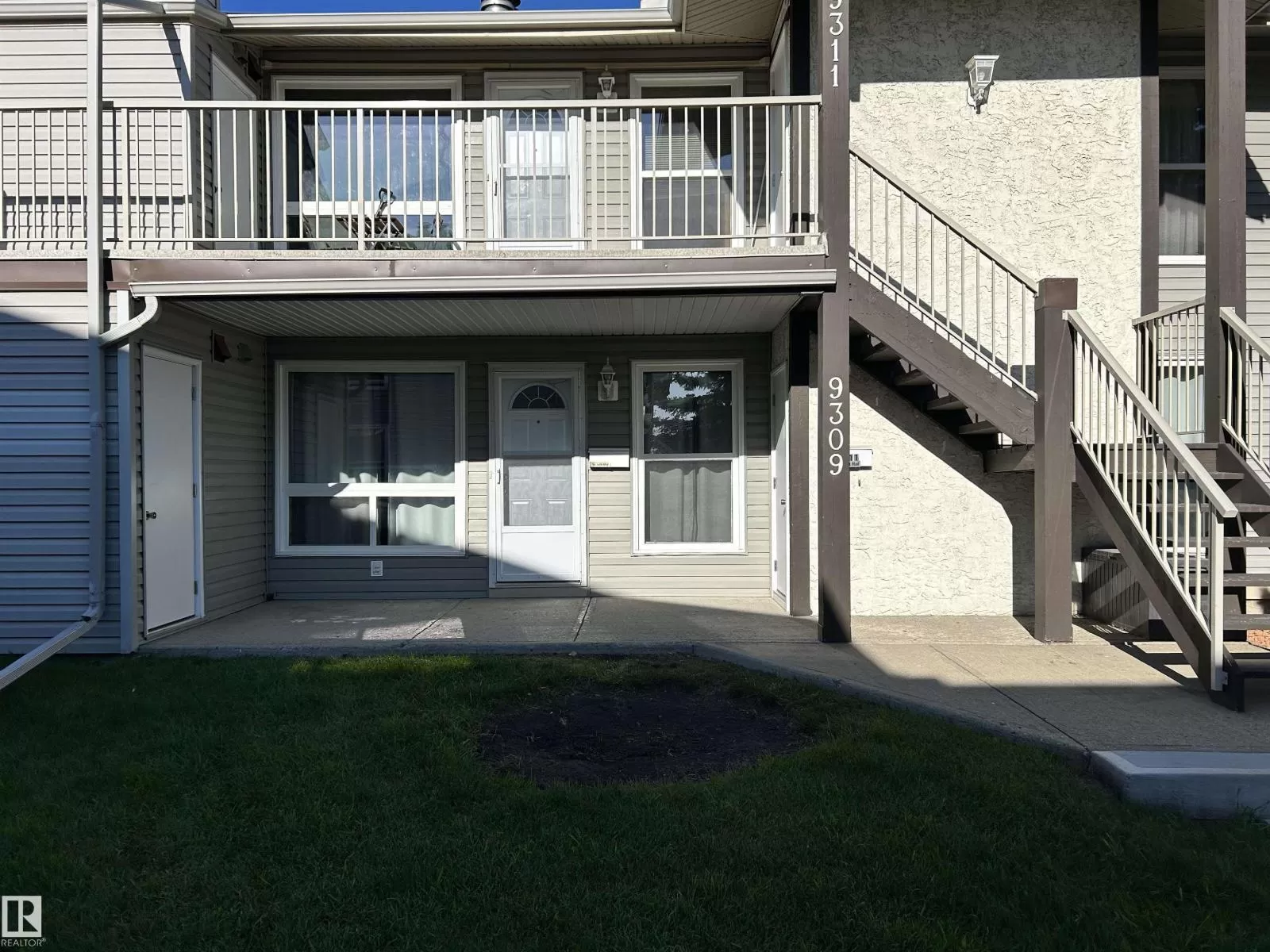 Apartment for rent: 9309 172 St Nw, Edmonton, Alberta T5T 3C3