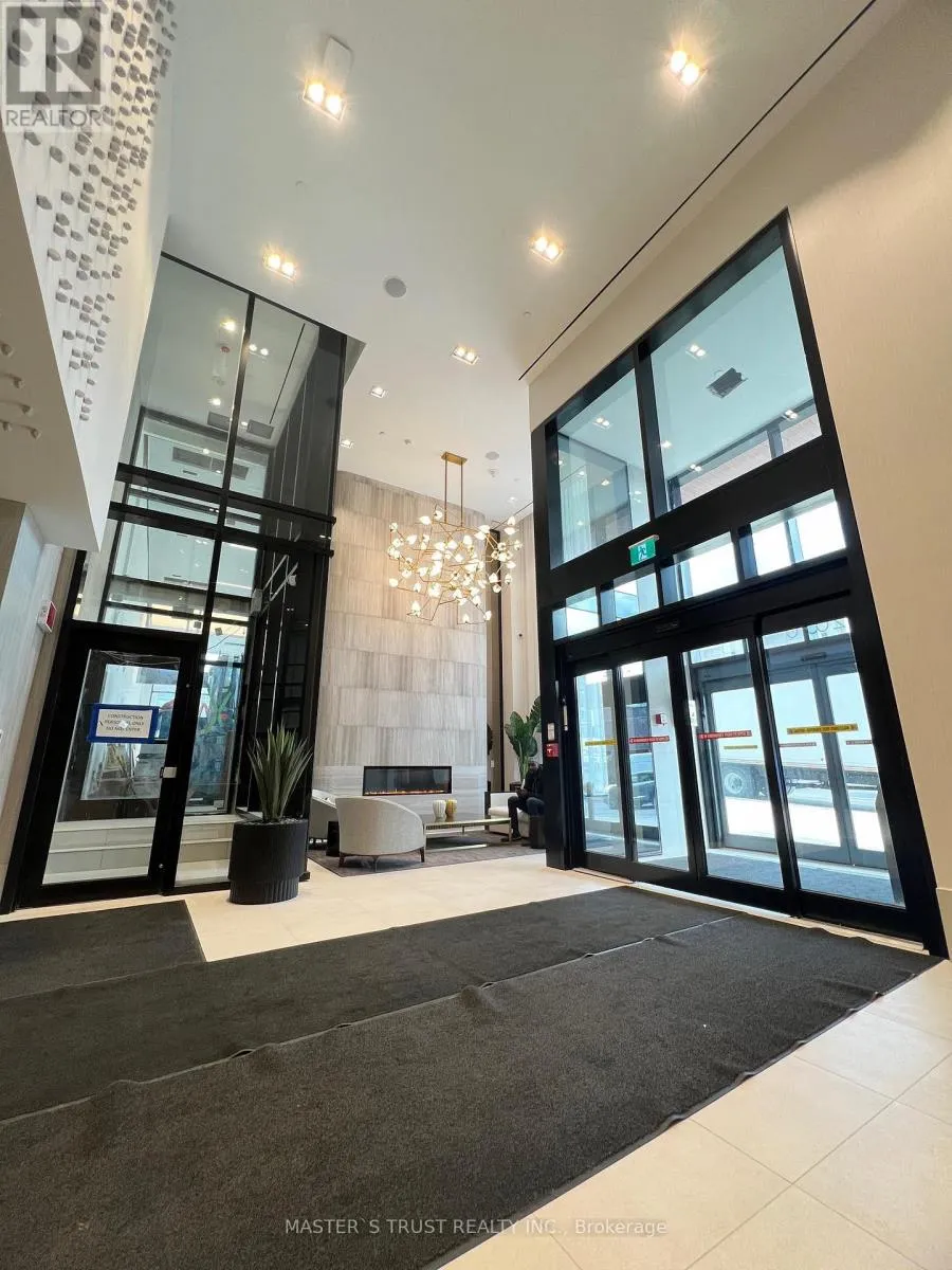 Apartment for rent: 931 - 2020 Bathurst Street, Toronto, Ontario M5P 0A6