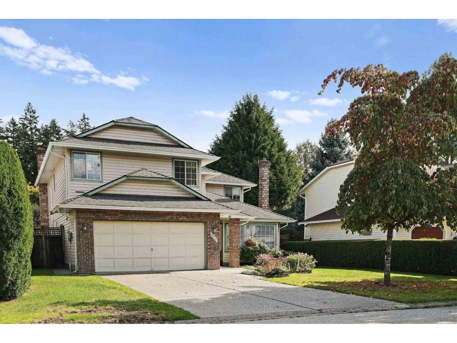 House for rent: 9310 153 Street, Surrey, British Columbia V3R 0E6