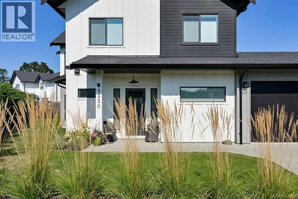 House for rent: 9350 East Saanich Rd, North Saanich, British Columbia V8L 1H9