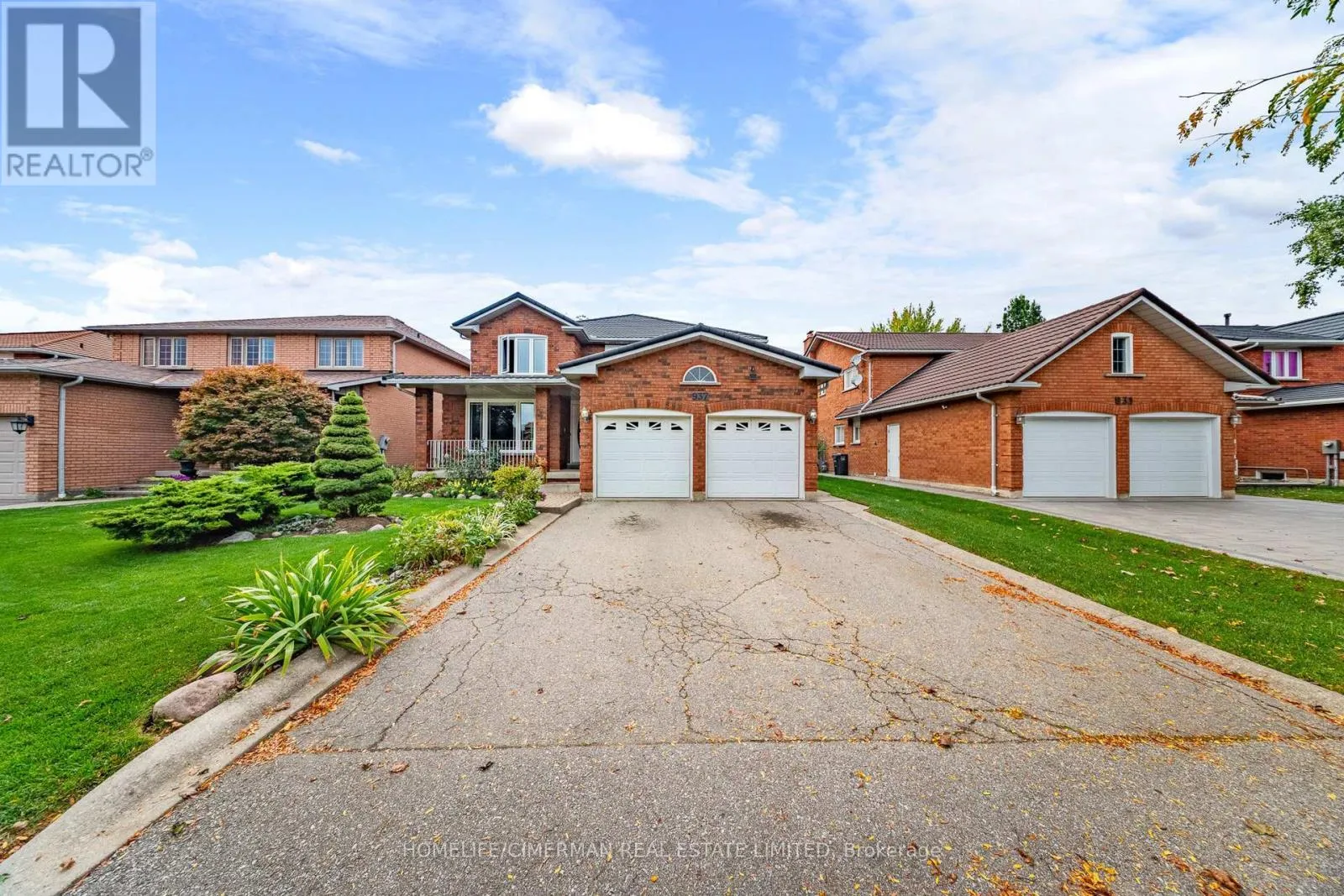 House for rent: 937 Stargazer Drive, Mississauga, Ontario L5V 1E9